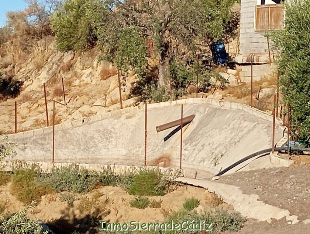 Finca/Landehus til salg i Olvera - € 59.000 (Ref: 9430823)