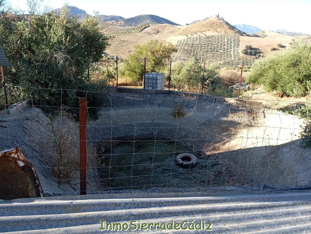 Finca/Landehus til salg i Olvera - € 59.000 (Ref: 9430823)