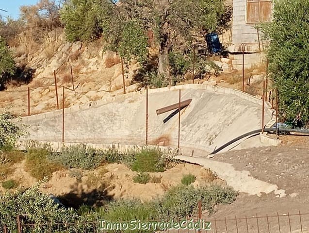 Finca/Landehus til salg i Olvera - € 59.000 (Ref: 9430823)