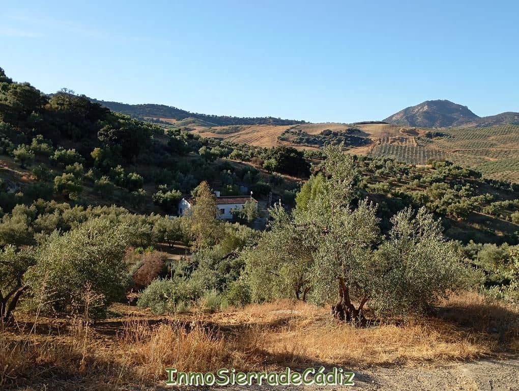 Finca/Landehus til salg i Olvera - € 59.000 (Ref: 9430823)