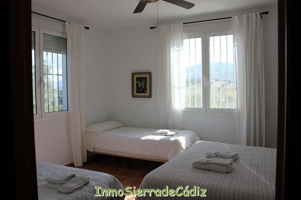 5 makuuhuone Maalaistalo myytävänä paikassa Algodonales - 650 000 € (Ref: 9433470)