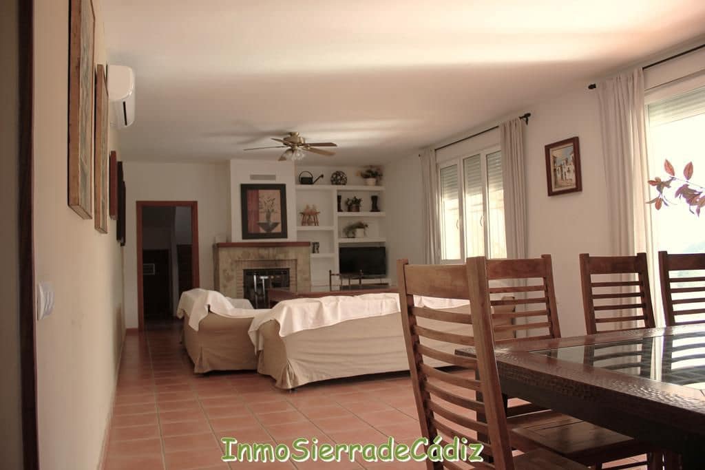 5 makuuhuone Maalaistalo myytävänä paikassa Algodonales - 650 000 € (Ref: 9433470)