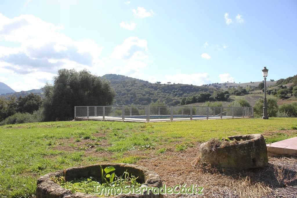 5 makuuhuone Maalaistalo myytävänä paikassa Algodonales - 650 000 € (Ref: 9433470)