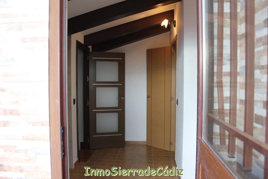 3 bedroom Townhouse for sale in Algodonales with garage - € 140,000 (Ref: 9480991)