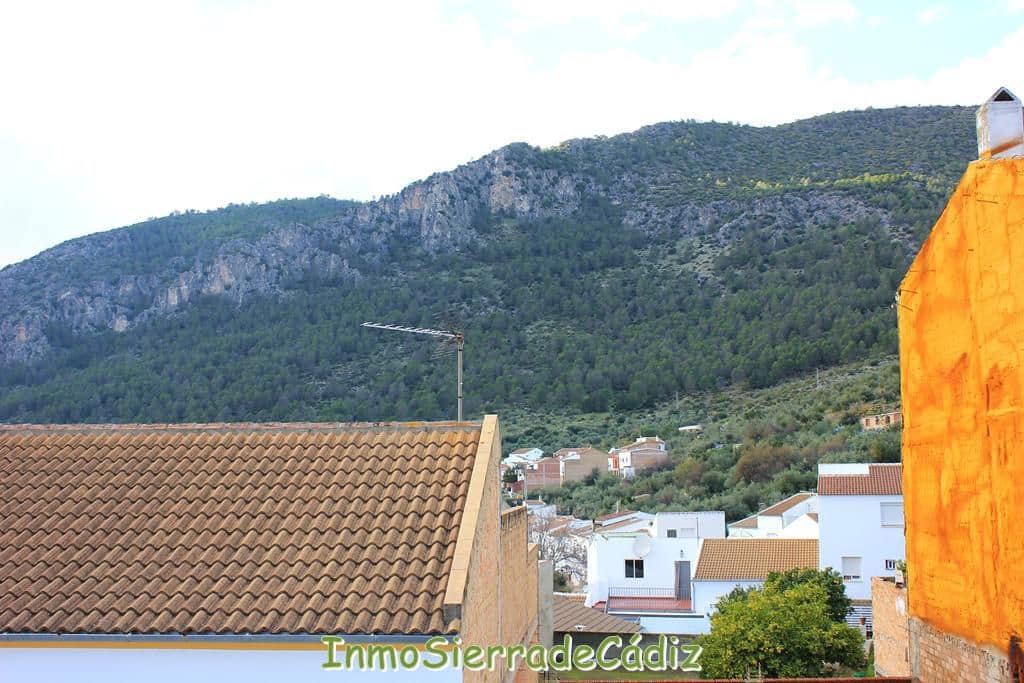 3 bedroom Townhouse for sale in Algodonales with garage - € 140,000 (Ref: 9480991)