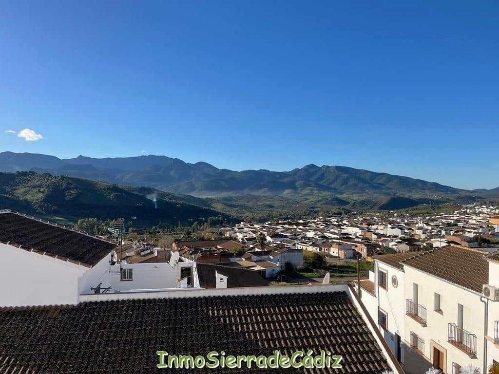 3 bedroom Townhouse for sale in Algodonales with garage - € 140,000 (Ref: 9480991)