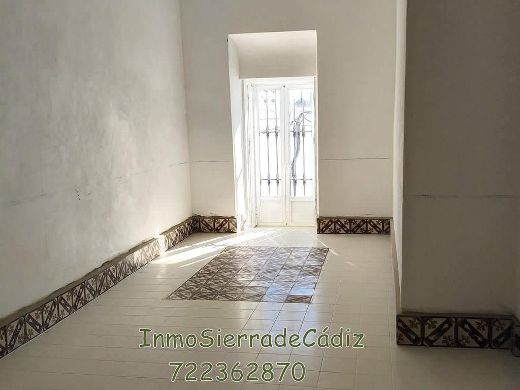 3 bedroom Flat for sale in Algodonales - € 230,000 (Ref: 9535180)