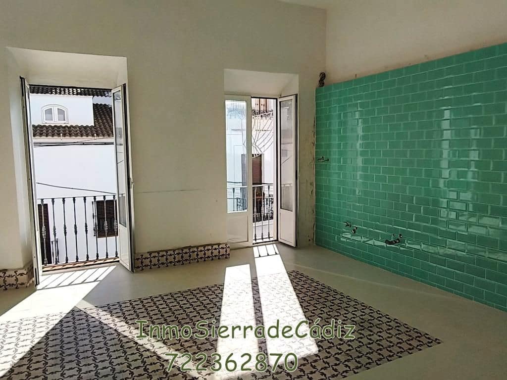 3 bedroom Flat for sale in Algodonales - € 230,000 (Ref: 9535180)