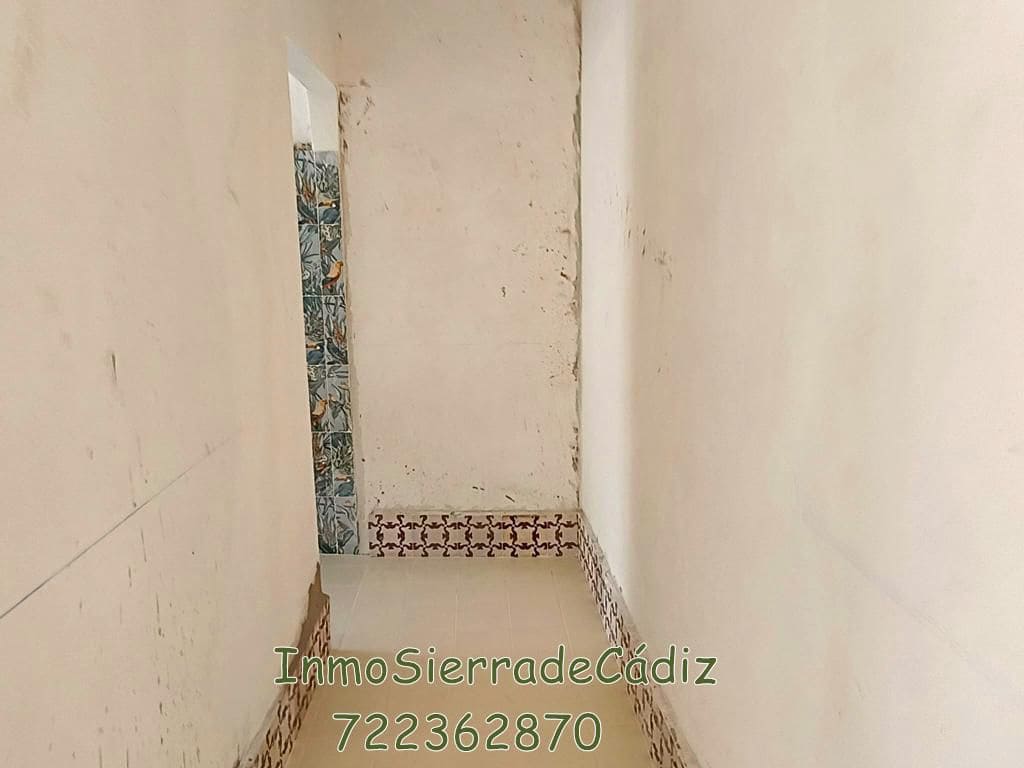 3 bedroom Flat for sale in Algodonales - € 230,000 (Ref: 9535180)