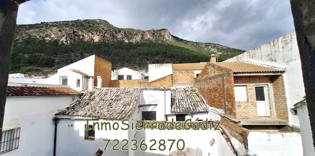 3 bedroom Flat for sale in Algodonales - € 230,000 (Ref: 9535180)