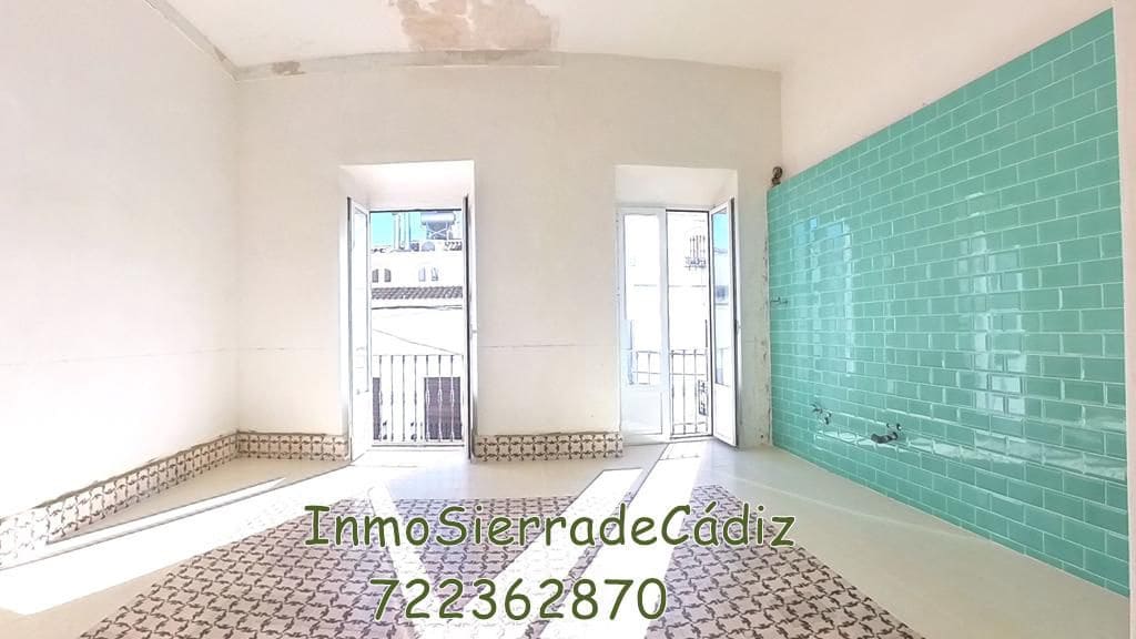 3 bedroom Flat for sale in Algodonales - € 230,000 (Ref: 9535180)