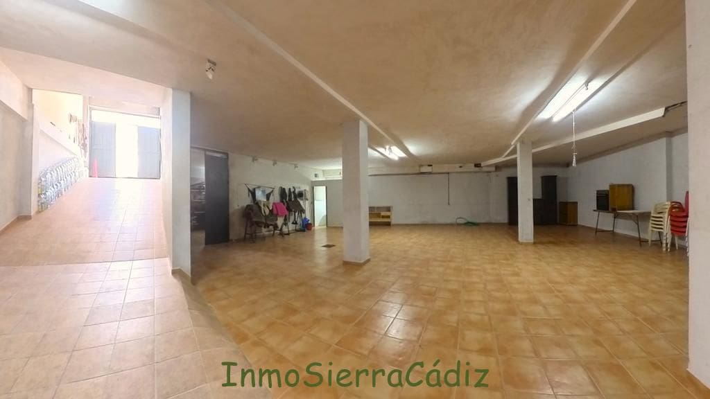 1 quarto Comercial para venda em Algodonales com garagem - 285 000 € (Ref: 9663626)