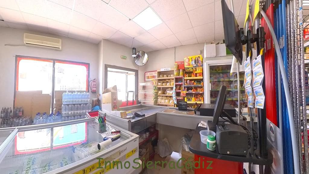 1 quarto Comercial para venda em Algodonales com garagem - 285 000 € (Ref: 9663626)