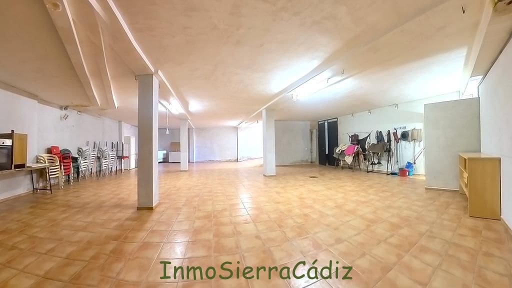 1 quarto Comercial para venda em Algodonales com garagem - 285 000 € (Ref: 9663626)