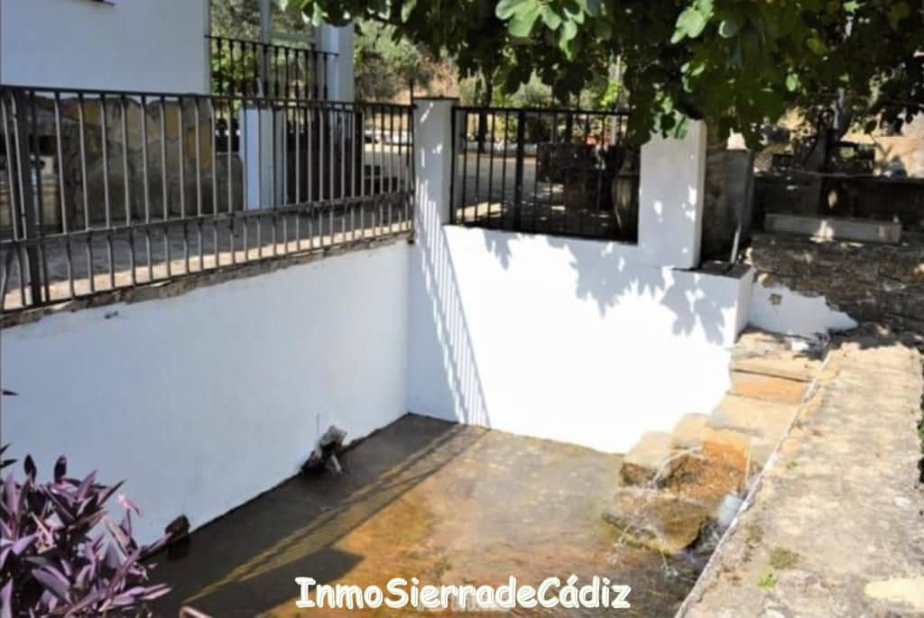 6 bedroom Finca/Country House for sale in Zahara de la Sierra - € 480,000 (Ref: 9730395)