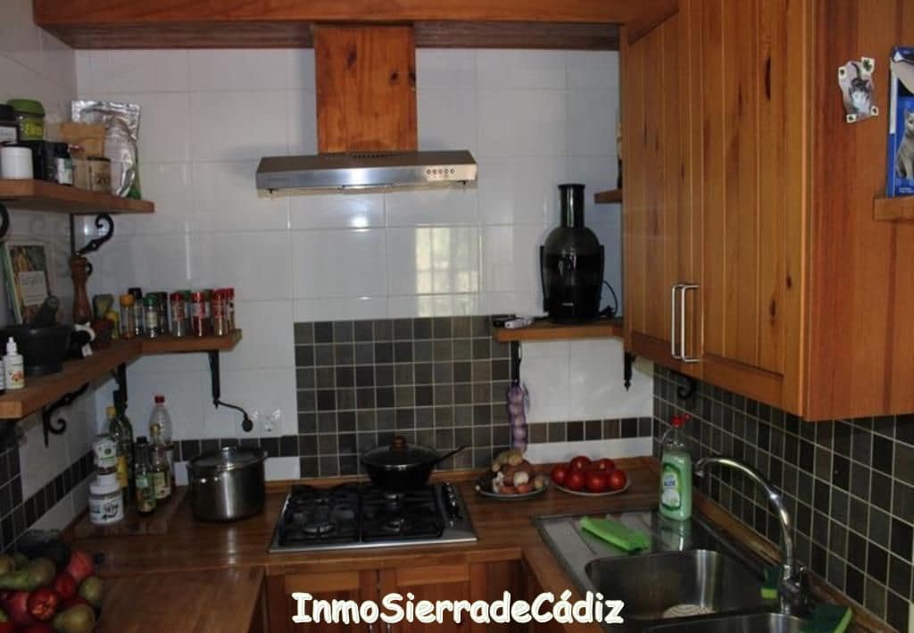 6 bedroom Finca/Country House for sale in Zahara de la Sierra - € 480,000 (Ref: 9730395)