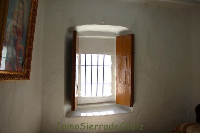 4 quarto Casa em Banda para venda em Algodonales - 75 000 € (Ref: 9730396)