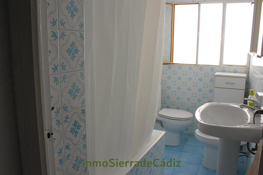 4 slaapkamer Huis te koop in Olvera - € 59.900 (Ref: 9820031)