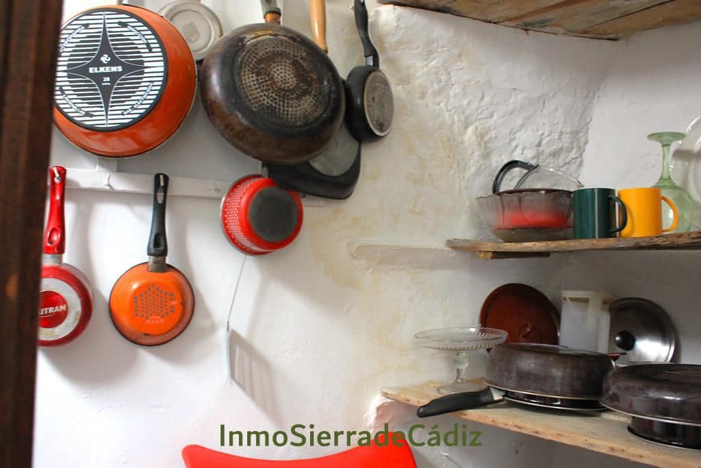 4 slaapkamer Huis te koop in Olvera - € 59.900 (Ref: 9820031)