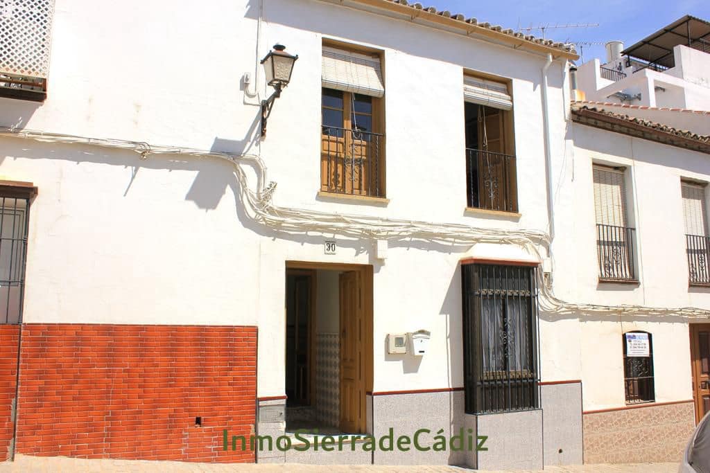 4 slaapkamer Huis te koop in Olvera - € 59.900 (Ref: 9820031)