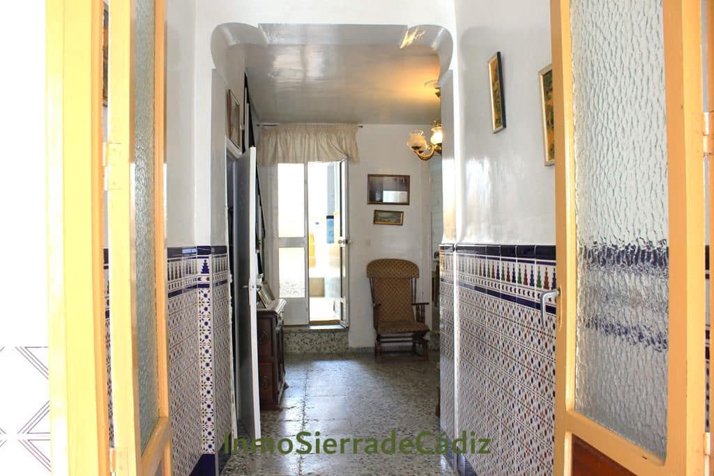 4 slaapkamer Huis te koop in Olvera - € 59.900 (Ref: 9820031)