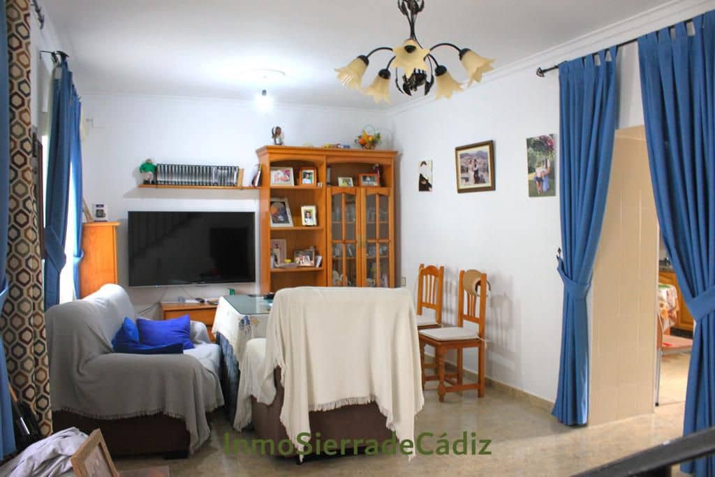 3 bedroom Townhouse for sale in Algodonales - € 105,000 (Ref: 9822390)