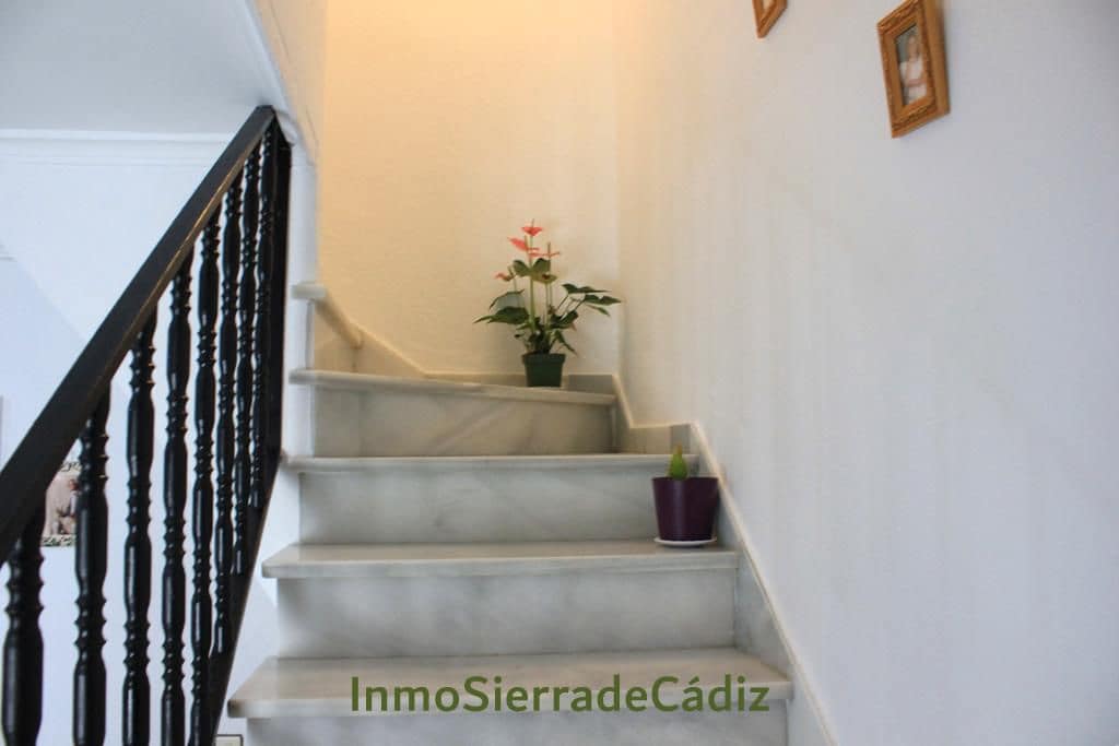 3 bedroom Townhouse for sale in Algodonales - € 105,000 (Ref: 9822390)