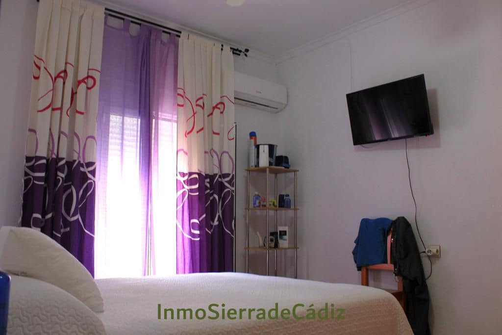 3 bedroom Townhouse for sale in Algodonales - € 105,000 (Ref: 9822390)