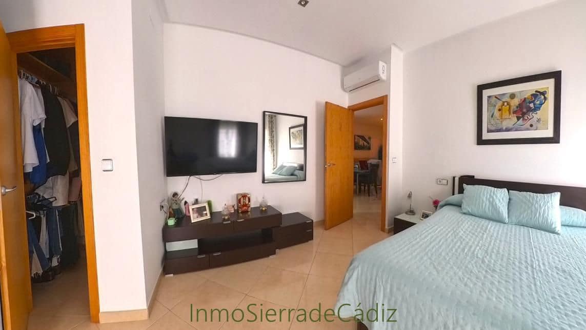 3 bedroom Flat for sale in Algodonales - € 135,000 (Ref: 9842694)