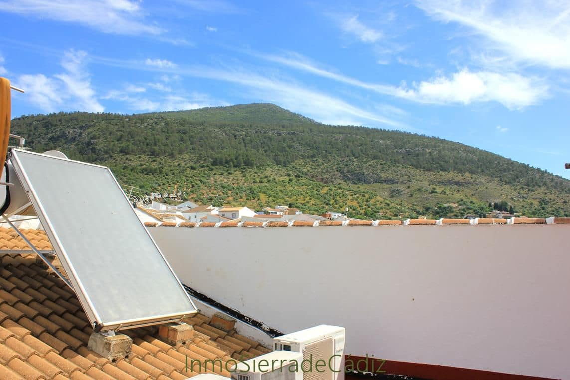 3 bedroom Flat for sale in Algodonales - € 135,000 (Ref: 9842694)