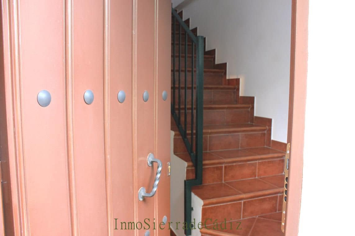 3 bedroom Townhouse for sale in Algodonales - € 117,000 (Ref: 9845181)