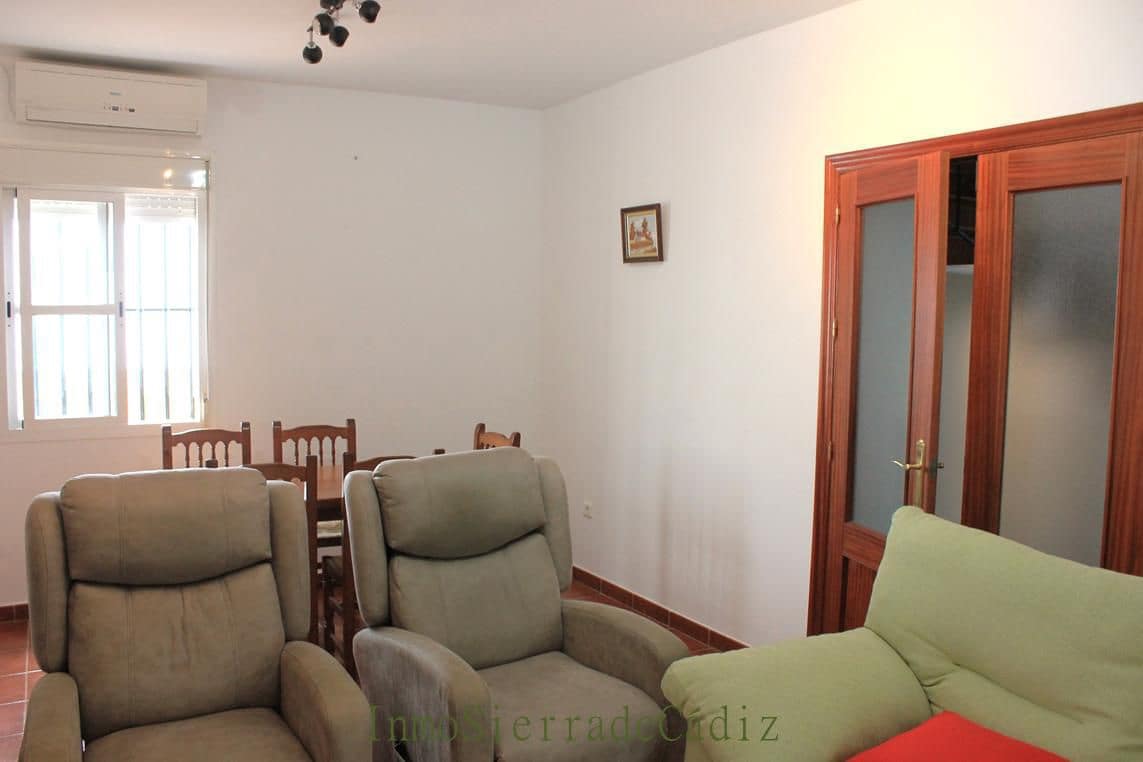 3 bedroom Townhouse for sale in Algodonales - € 117,000 (Ref: 9845181)