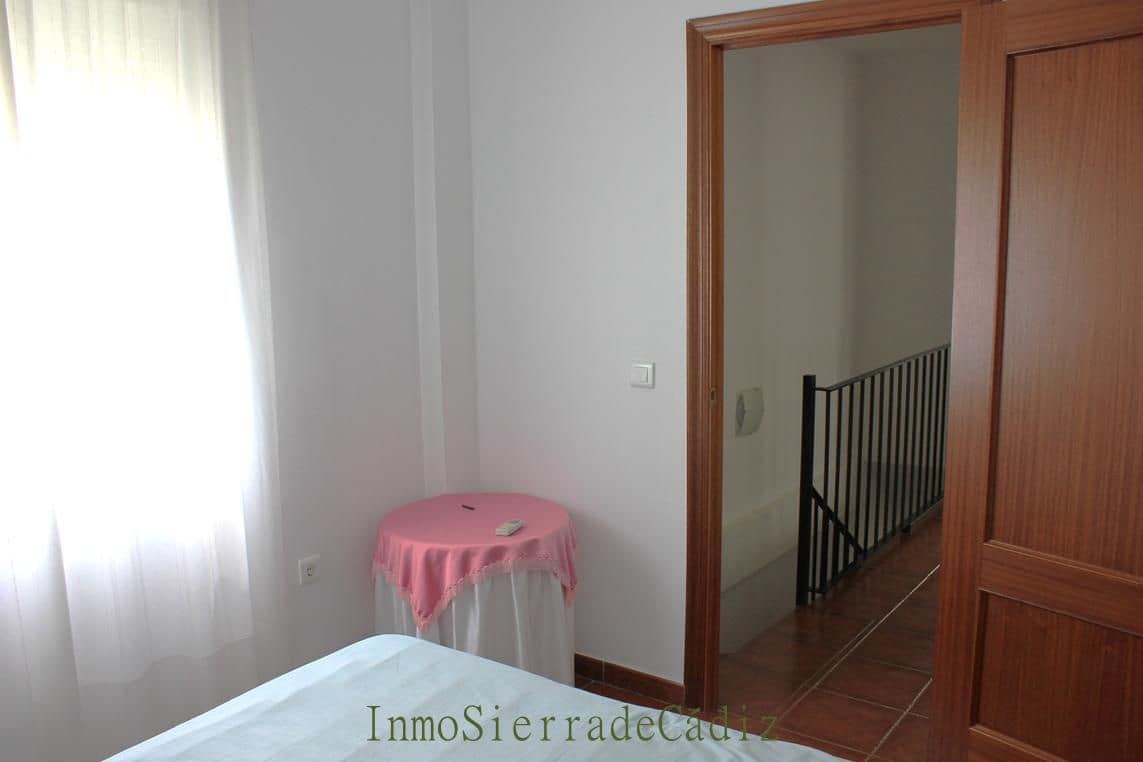 3 bedroom Townhouse for sale in Algodonales - € 117,000 (Ref: 9845181)