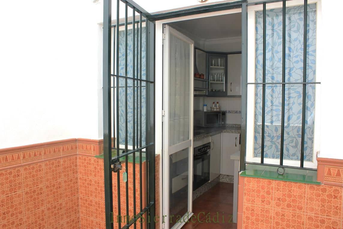 3 bedroom Townhouse for sale in Algodonales - € 117,000 (Ref: 9845181)