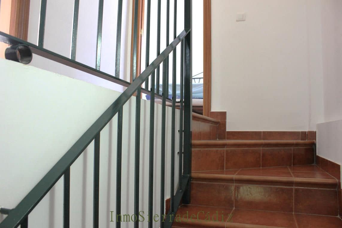 3 bedroom Townhouse for sale in Algodonales - € 117,000 (Ref: 9845181)