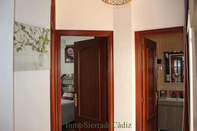 3 bedroom Townhouse for sale in Olvera - € 115,000 (Ref: 9880695)