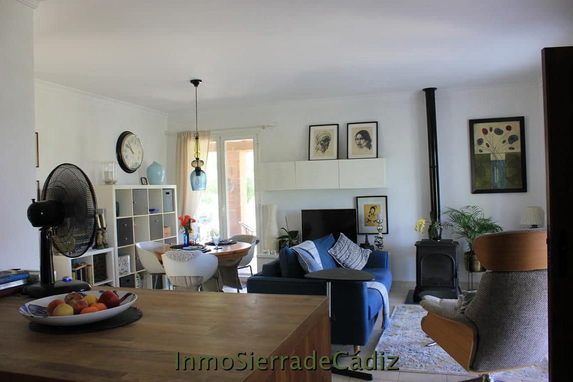 2 slaapkamer Finca/Landhuis te koop in Algodonales met garage - € 375.000 (Ref: 9928932)