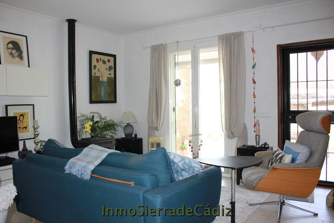 2 slaapkamer Finca/Landhuis te koop in Algodonales met garage - € 375.000 (Ref: 9928932)