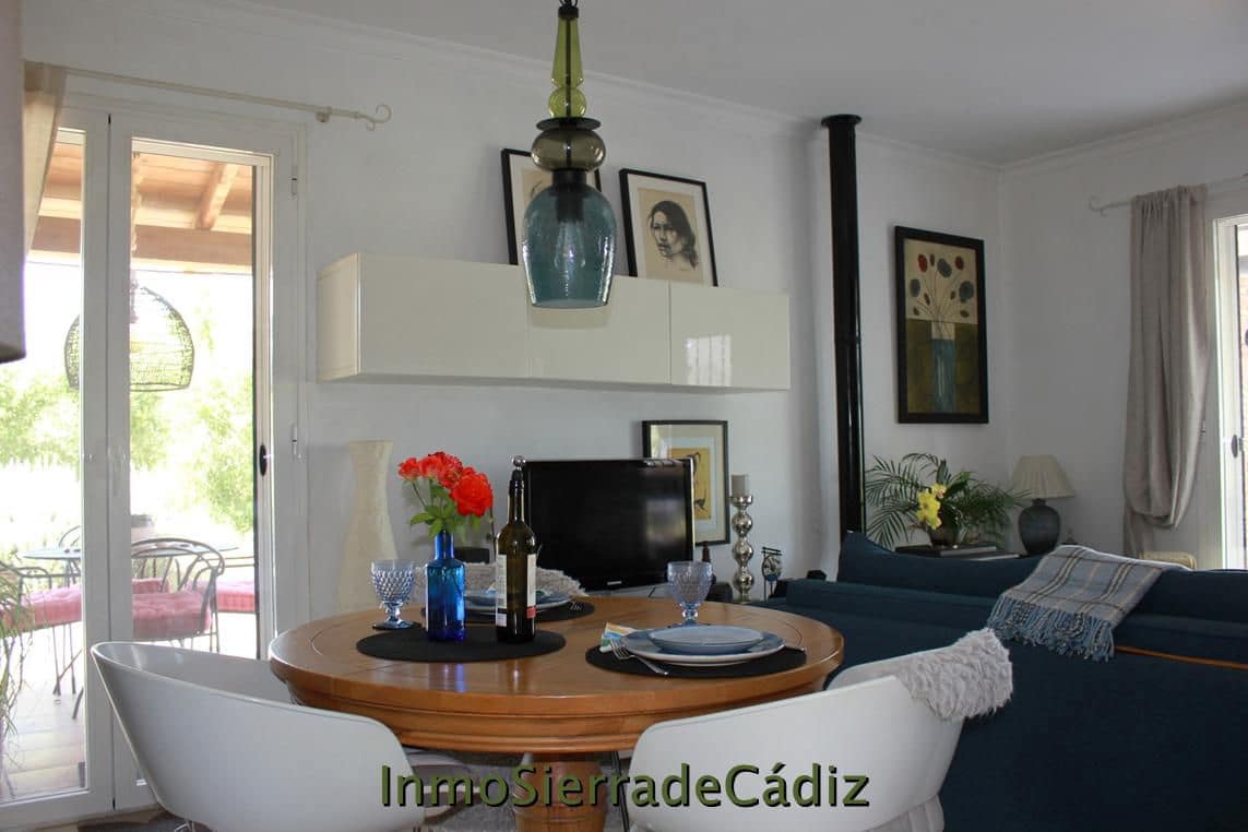 2 slaapkamer Finca/Landhuis te koop in Algodonales met garage - € 375.000 (Ref: 9928932)