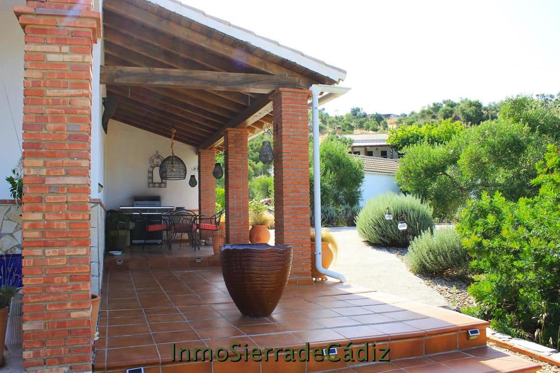 2 slaapkamer Finca/Landhuis te koop in Algodonales met garage - € 375.000 (Ref: 9928932)