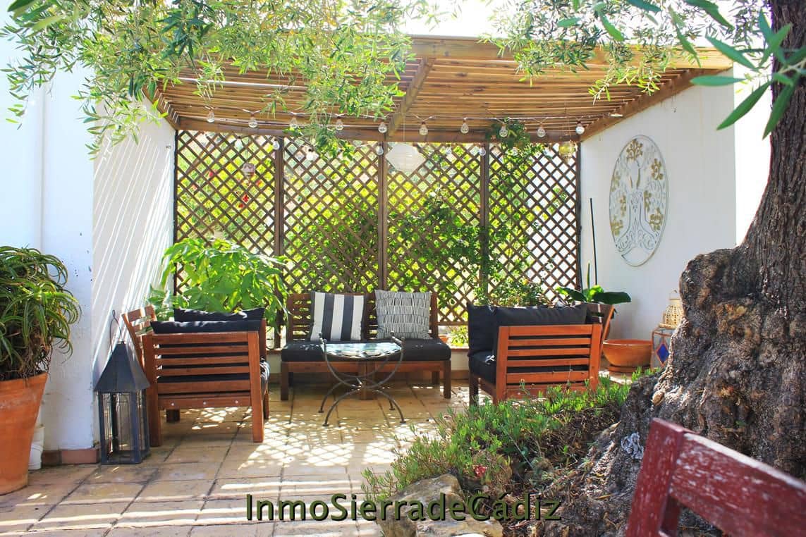 2 slaapkamer Finca/Landhuis te koop in Algodonales met garage - € 375.000 (Ref: 9928932)