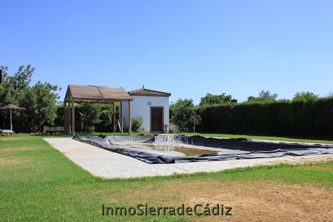 2 soveværelse Finca/Landehus til salg i El Coronil - € 215.000 (Ref: 9935996)