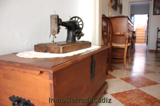 6 camera da letto Casa in vendita in Algodonales - 160.000 € (Rif: 9952057)