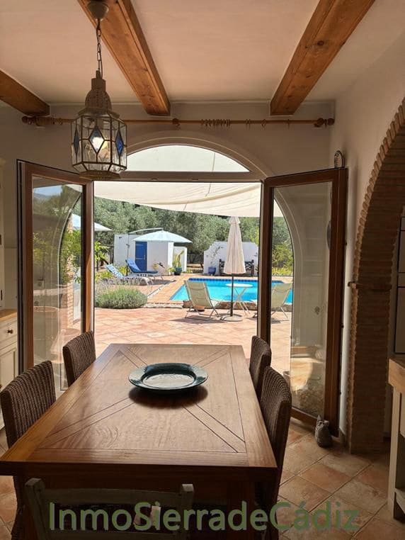 3 soverom Finca/Herregård til salgs i Algodonales med garasje - € 380 000 (Ref: 9963412)
