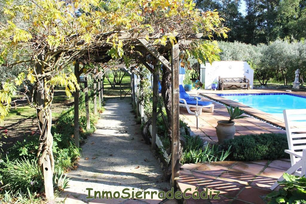 3 soverom Finca/Herregård til salgs i Algodonales med garasje - € 380 000 (Ref: 9963412)