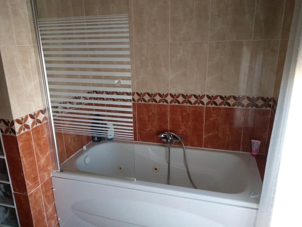 6 bedroom Villa for sale in Oropesa  with pool - € 735,000 (Ref: 9502794)