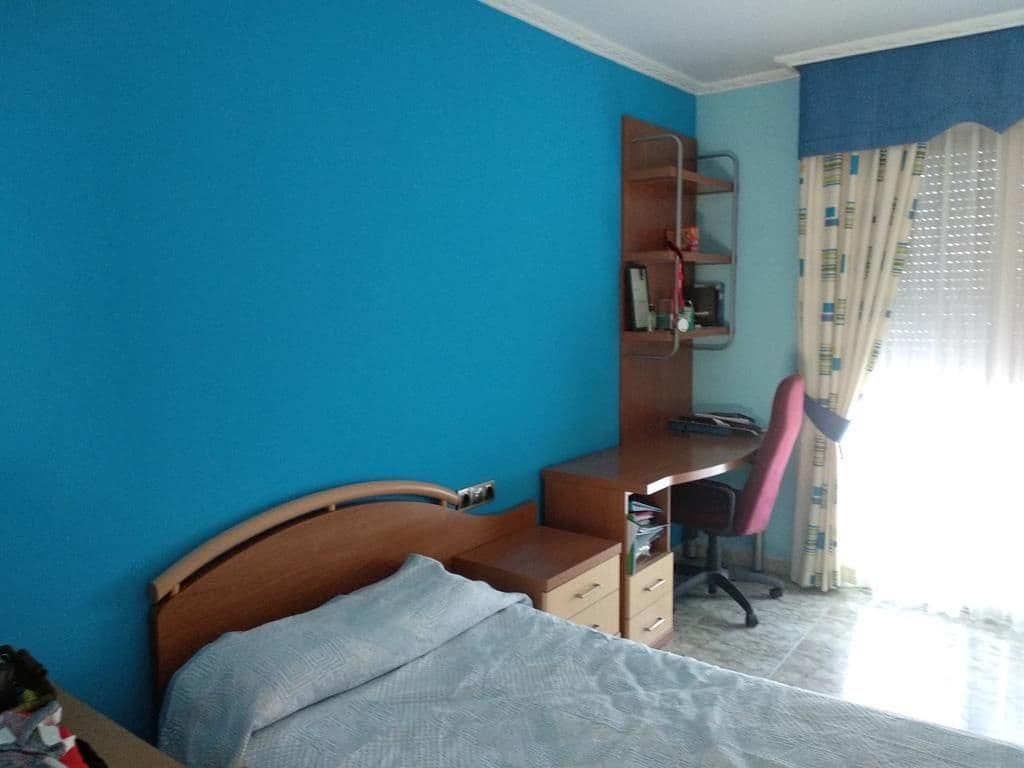 6 bedroom Villa for sale in Oropesa  with pool - € 735,000 (Ref: 9502794)