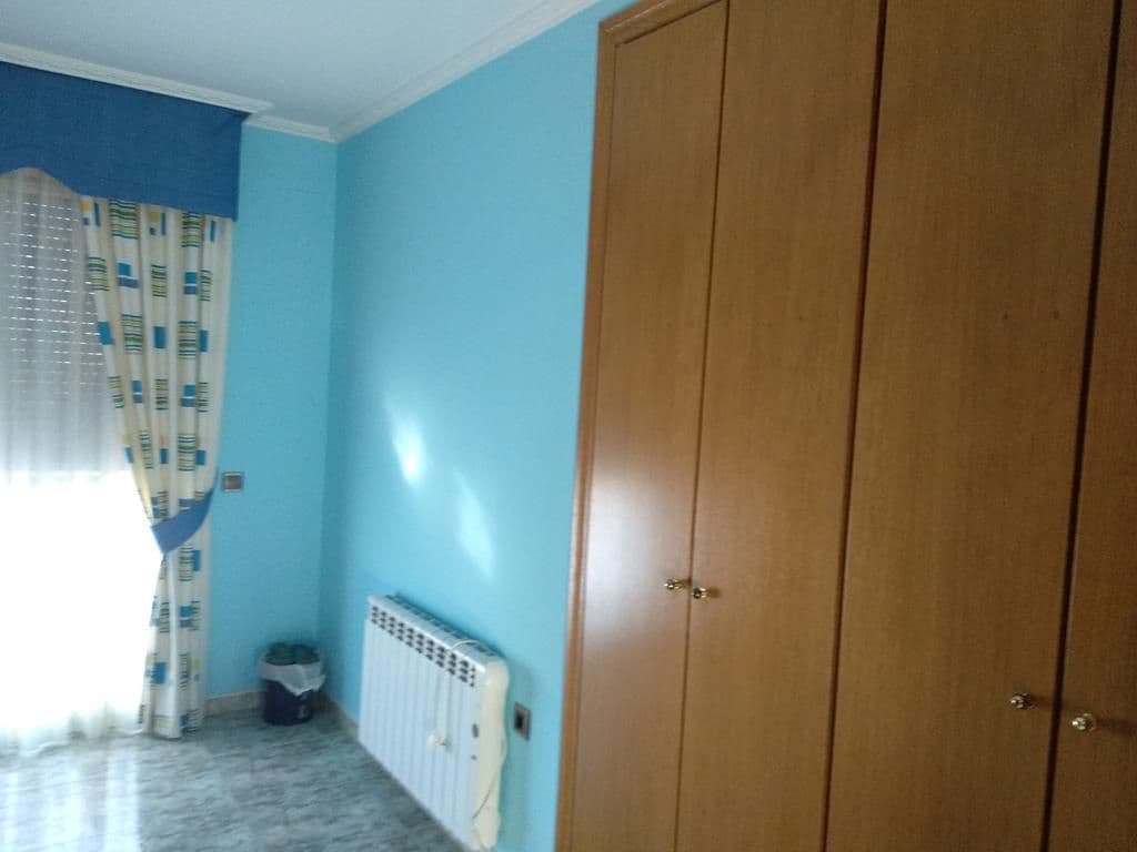 6 bedroom Villa for sale in Oropesa  with pool - € 735,000 (Ref: 9502794)