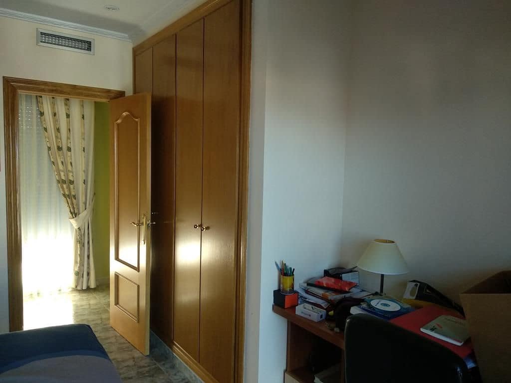 6 bedroom Villa for sale in Oropesa  with pool - € 735,000 (Ref: 9502794)