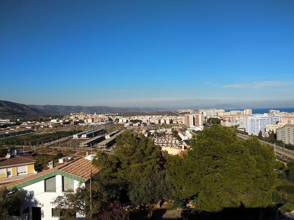 6 bedroom Villa for sale in Oropesa  with pool - € 735,000 (Ref: 9502794)